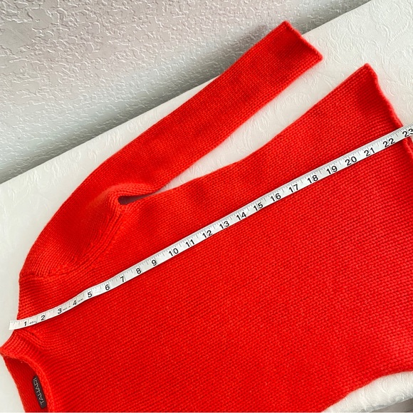 Tahari coral red cashmere sweater - Picture 9 of 10